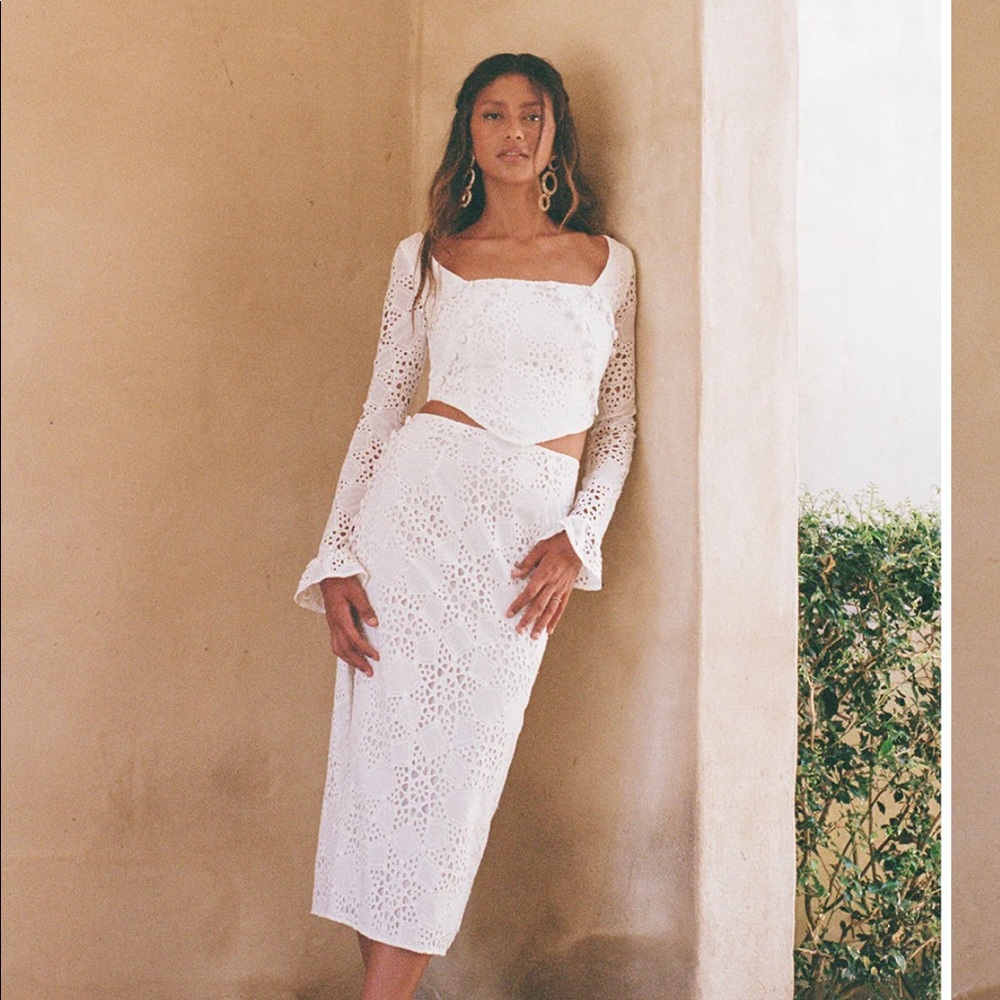 Sabo skirt. Crochet two piece set. White.